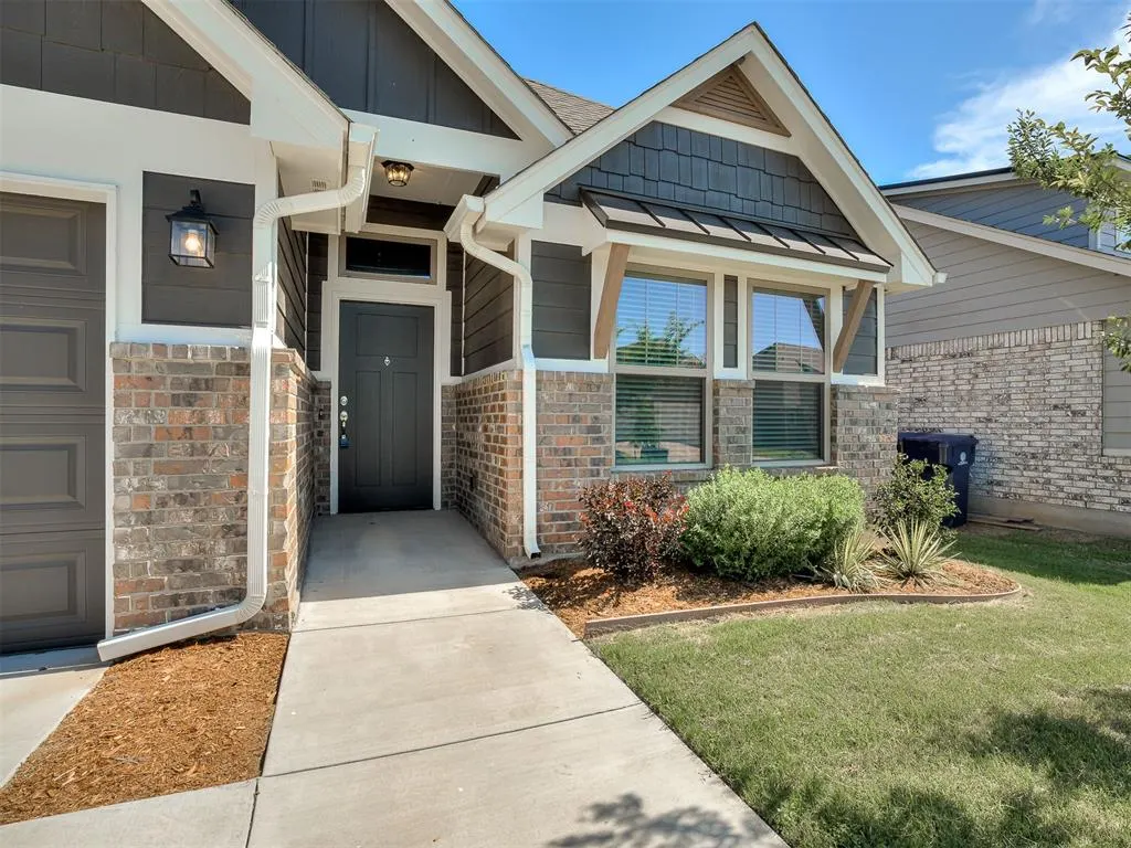 Photo 4 — 2309 Pueblos Road, Edmond, OK 73012