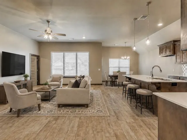 Photo 7 — 2309 Pueblos Road, Edmond, OK 73012