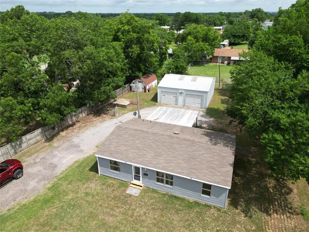 Front exterior — 509 E Park Street, Tecumseh, OK 74873