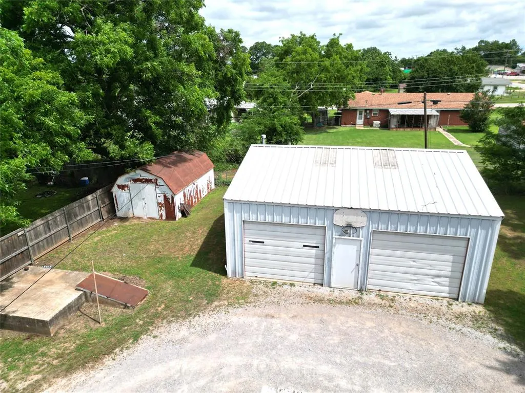 Photo 9 — 509 E Park Street, Tecumseh, OK 74873