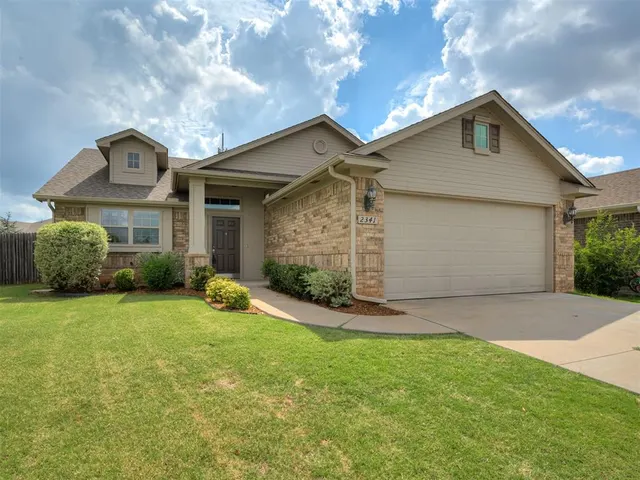 Front exterior — 2341 NW 191st Court, Edmond, OK 73012