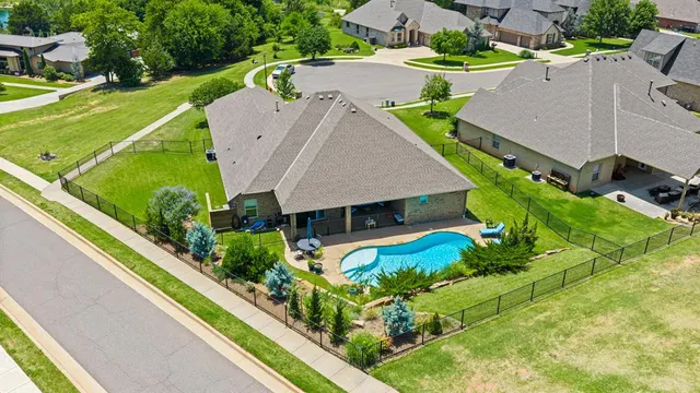 Photo 4 — 10500 Concord Drive, Oklahoma City, OK 73151