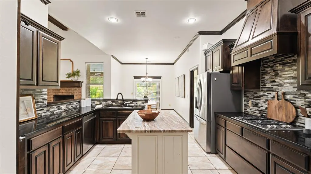 Photo 13 — 10500 Concord Drive, Oklahoma City, OK 73151
