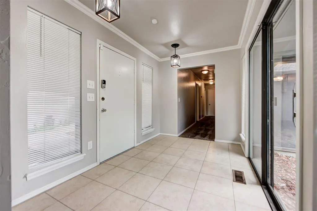 Photo 6 — 2201 NW 118th Terrace, Oklahoma City, OK 73120