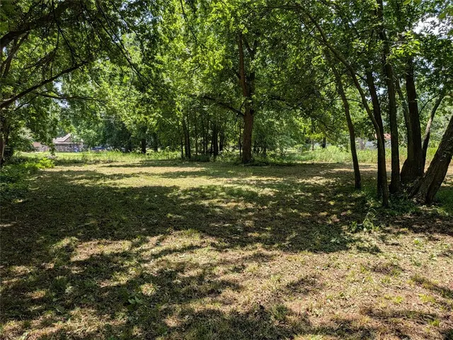 Photo 7 — W Washington Avenue, Guthrie, OK 73044