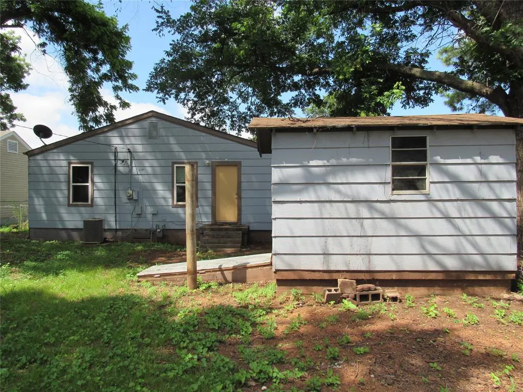 Photo 13 — 514 N Earl, Pauls Valley, OK 73075