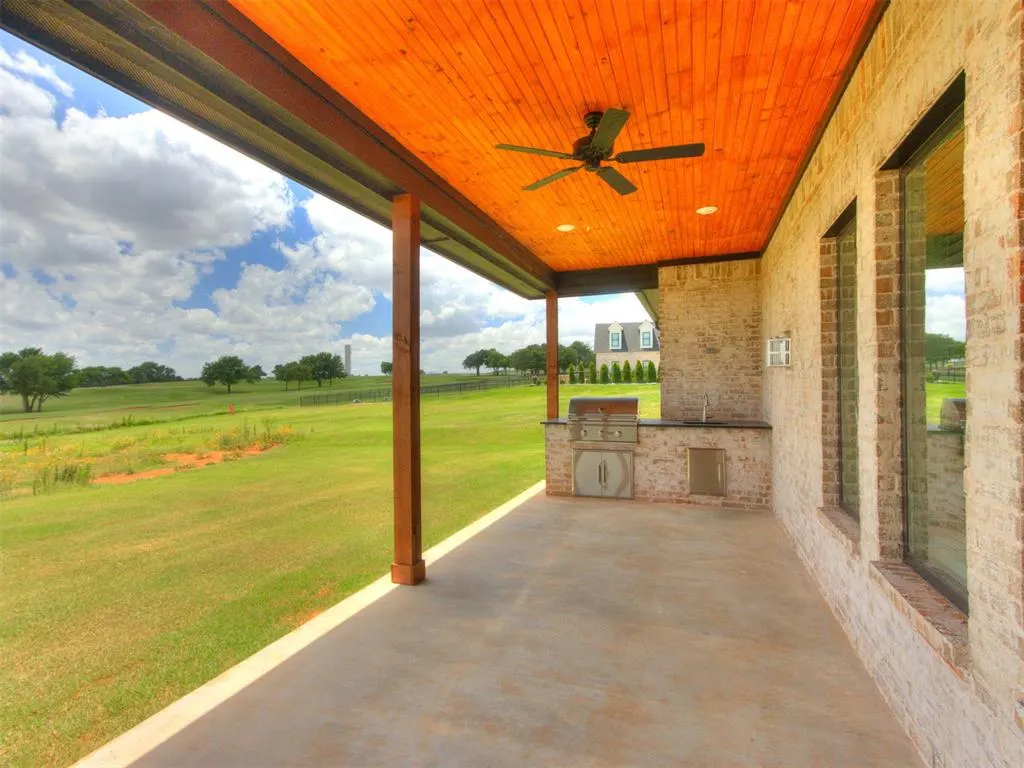 Photo 2 — 2217 Winter Creek Boulevard, Blanchard, OK 73010