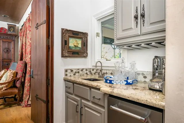 Photo 7 — 1225 Blue Wister Cove, Edmond, OK 73013