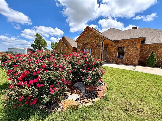 Photo 3 — 1415 County Street 2802, Pocasset, OK 73079