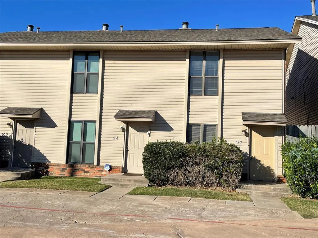 Photo 25 — 1901 Lindsey Street 27, Norman, OK 73071