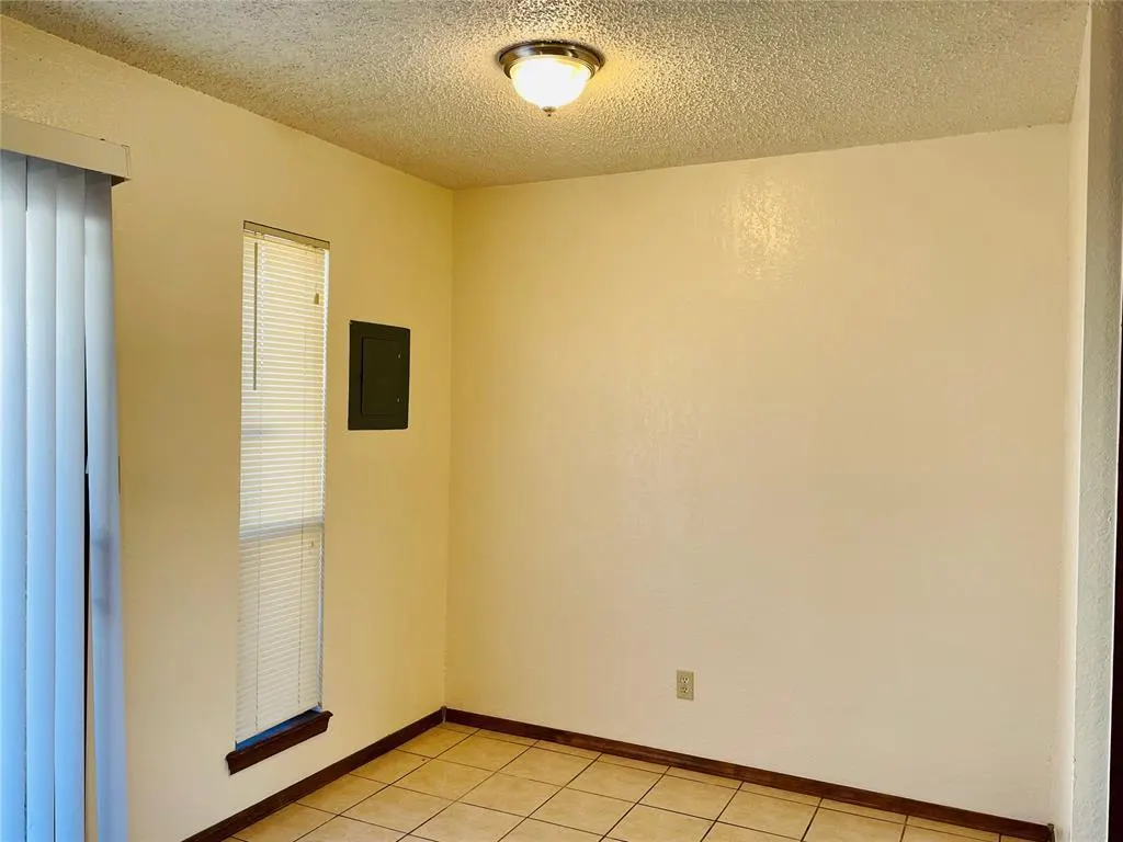Photo 40 — 1901 Lindsey Street 27, Norman, OK 73071