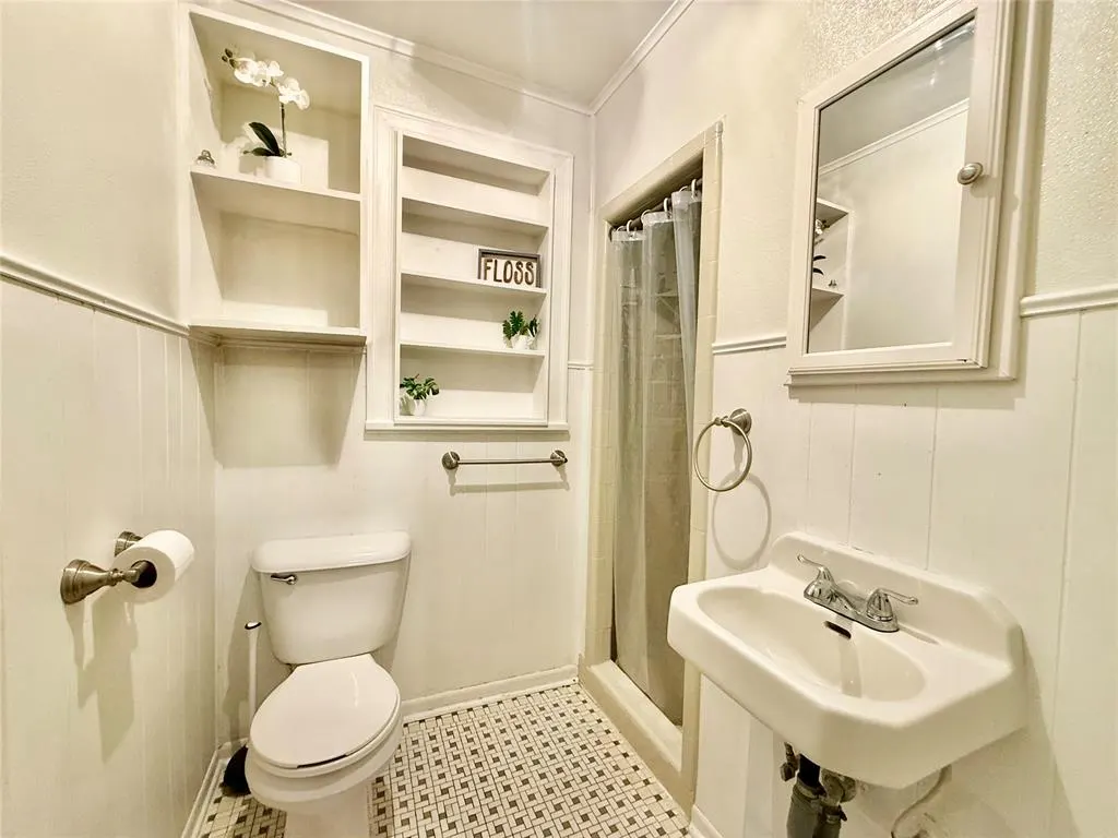 Photo 12 — 1721 N Market Avenue, Shawnee, OK 74804