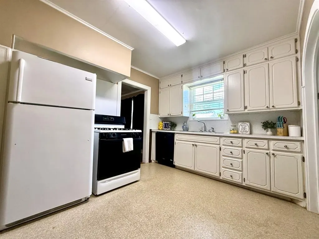 Photo 21 — 1721 N Market Avenue, Shawnee, OK 74804