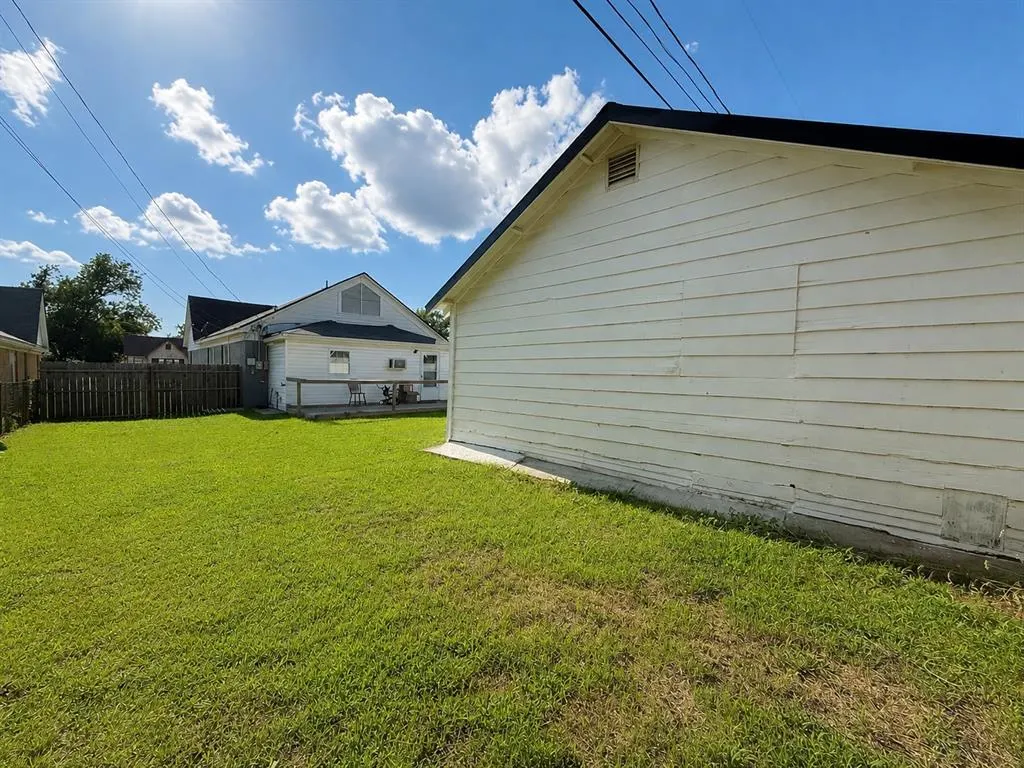 Photo 24 — 1721 N Market Avenue, Shawnee, OK 74804