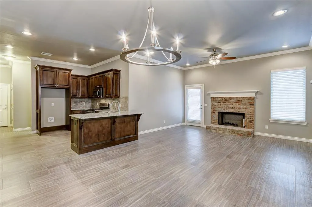 Photo 2 — 2809 Tranquilo Lane, Edmond, OK 73034