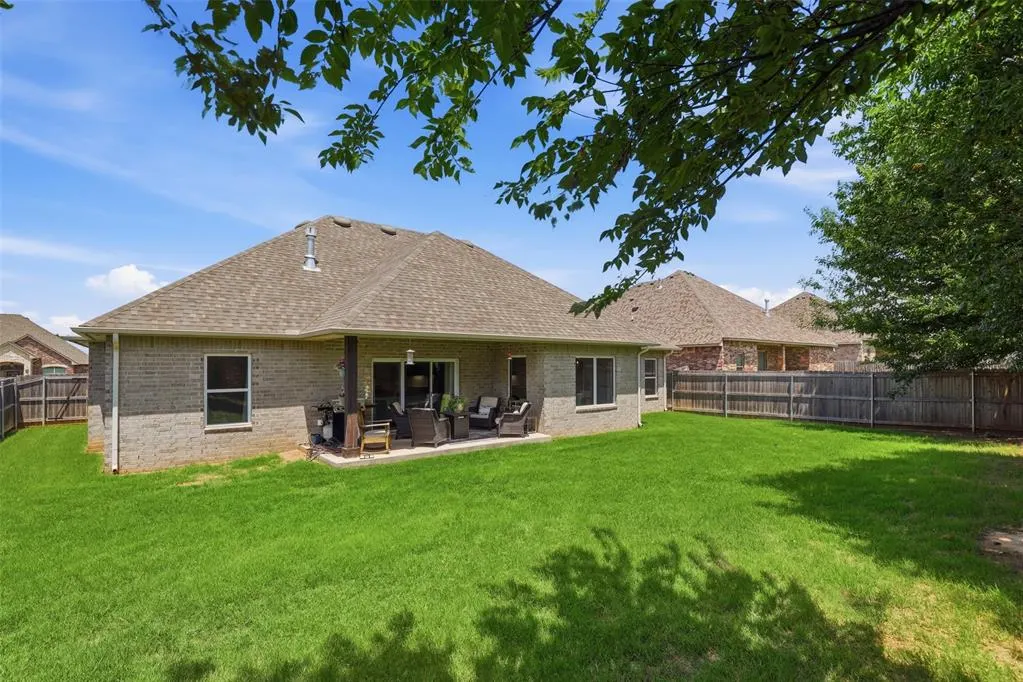 Photo 37 — 11512 NW 109th Street, Yukon, OK 73099