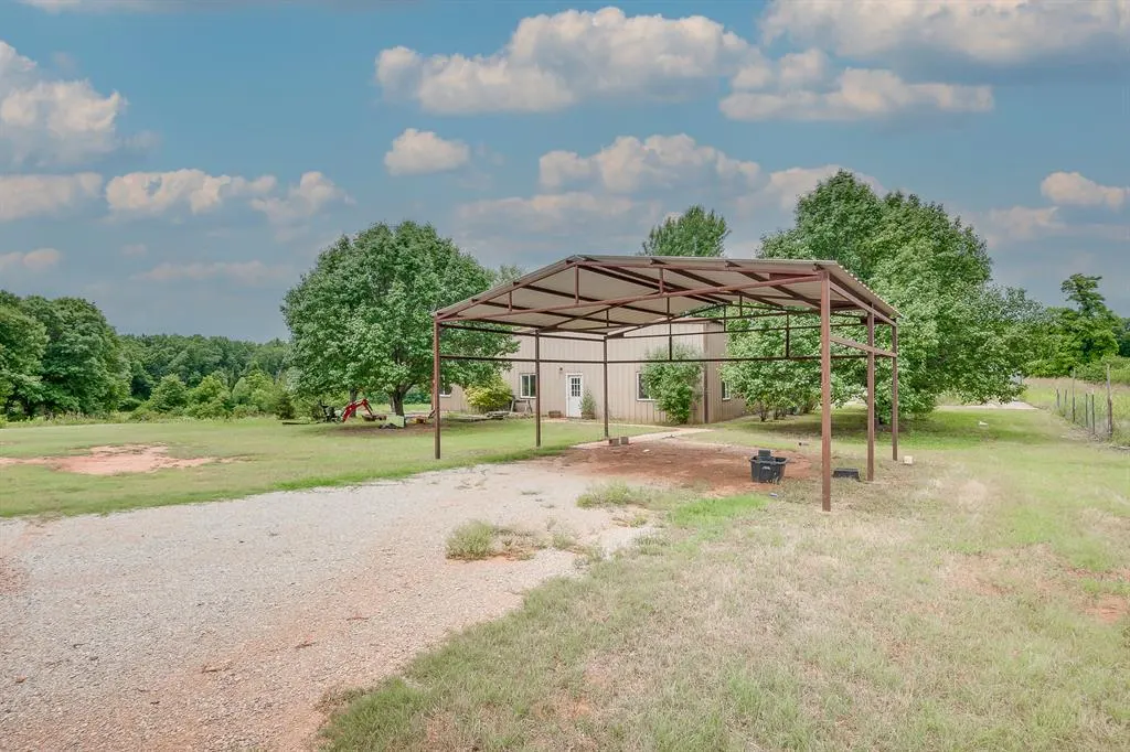 Photo 2 — 331743 E 1020 Road, Harrah, OK 73045