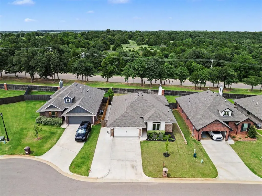 Photo 25 — 8517 Stark Street, Edmond, OK 73007