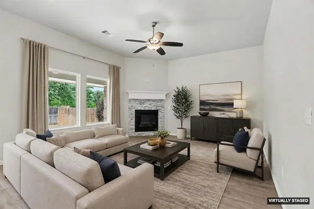Photo 4 — 8517 Stark Street, Edmond, OK 73007