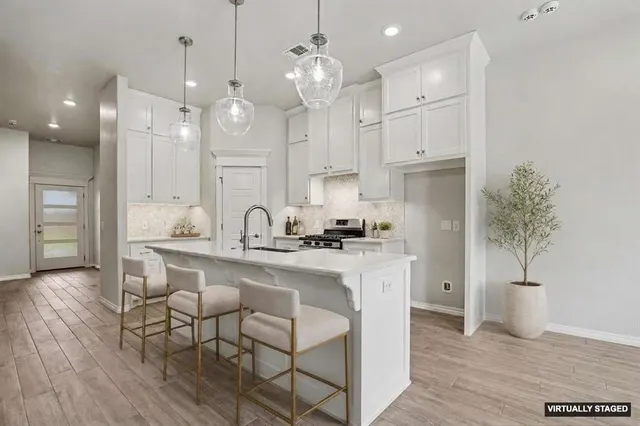 Photo 3 — 8517 Stark Street, Edmond, OK 73007