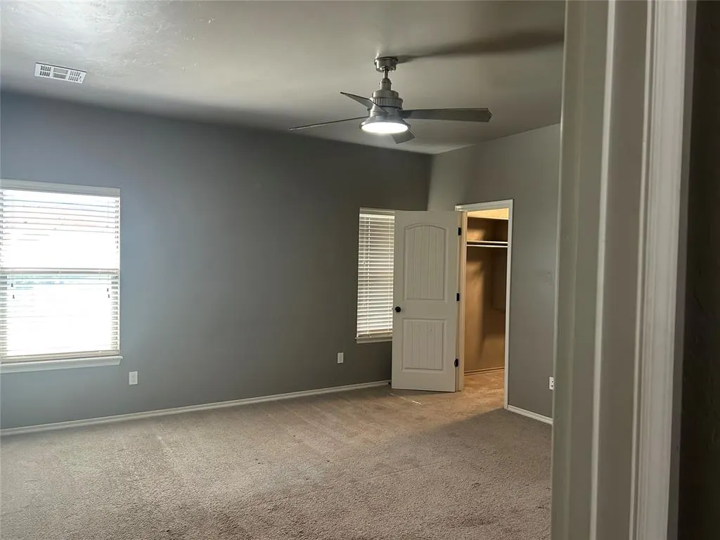 Photo 9 — 445 E Timberland Lane, Guthrie, OK 73044
