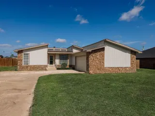 Sold home at 716 N Vernon Avenue