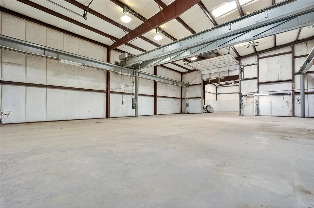 Photo 11 — 6209 S Shields Boulevard, Oklahoma City, OK 73149