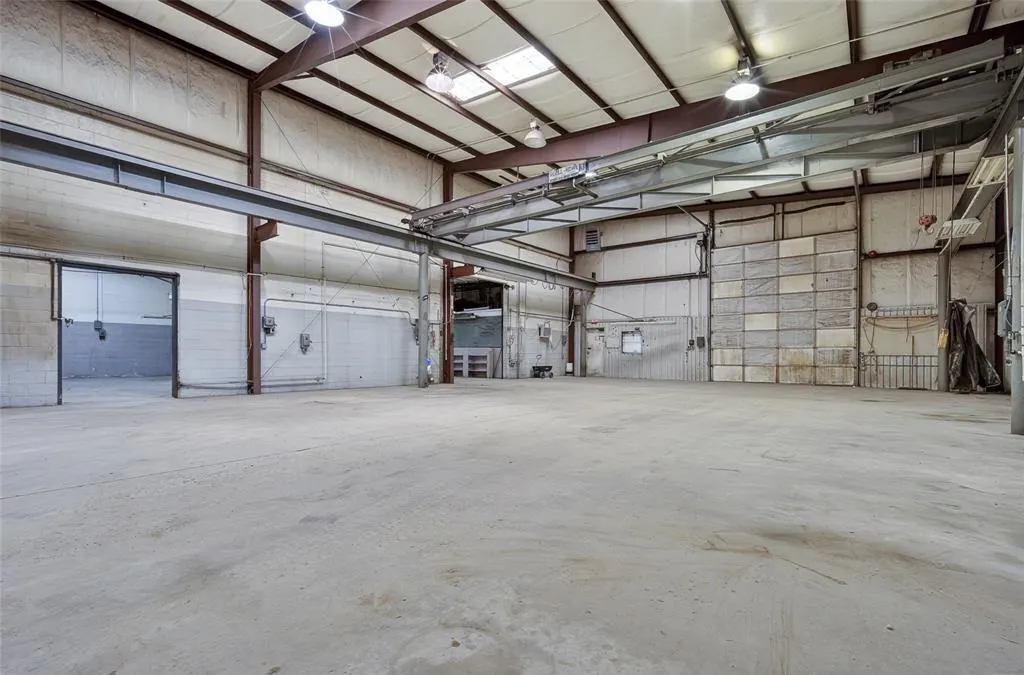 Photo 13 — 6209 S Shields Boulevard, Oklahoma City, OK 73149