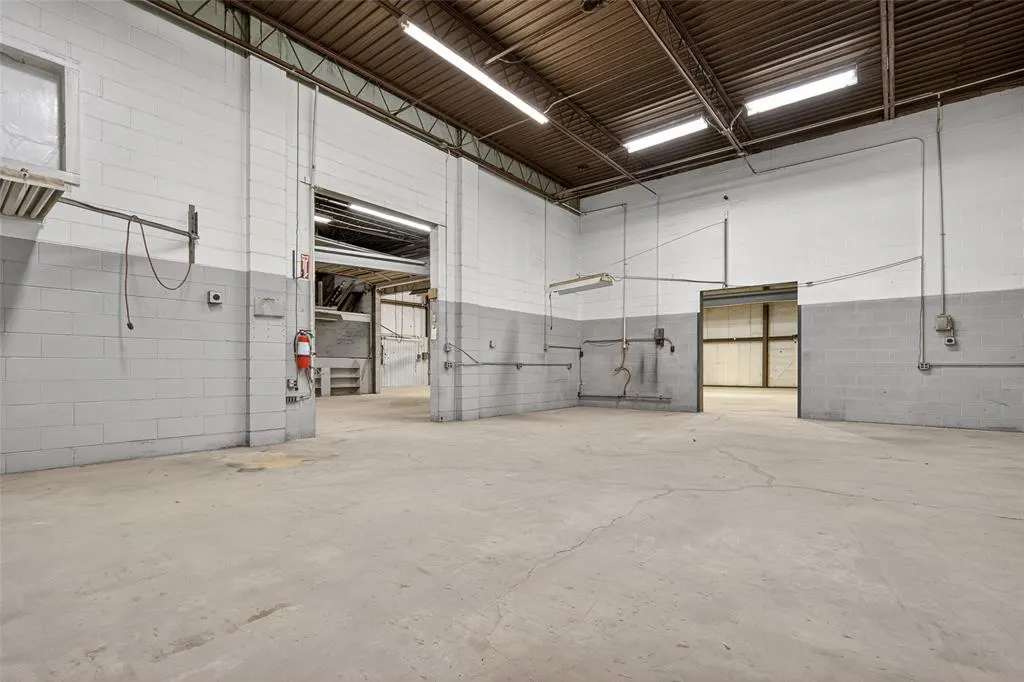 Photo 16 — 6209 S Shields Boulevard, Oklahoma City, OK 73149