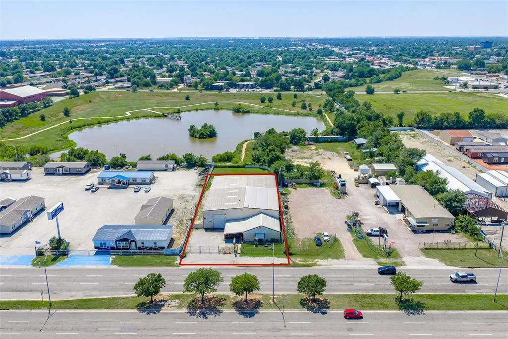 Front exterior — 6209 S Shields Boulevard, Oklahoma City, OK 73149