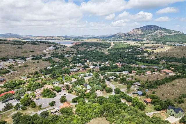 Photo 3 — 129 E Upper Lake Drive, Medicine Park, OK 73557