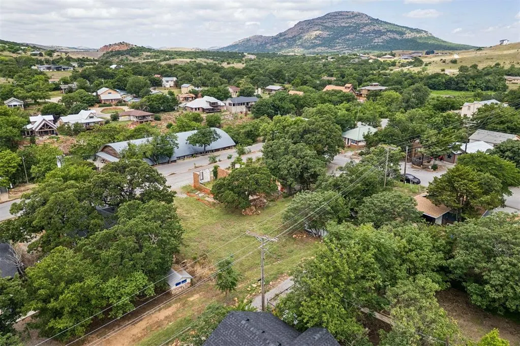 Photo 23 — 129 E Upper Lake Drive, Medicine Park, OK 73557