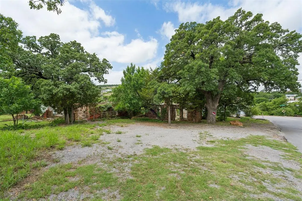 Photo 28 — 129 E Upper Lake Drive, Medicine Park, OK 73557