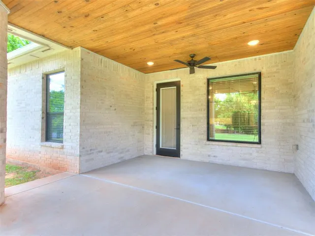 Photo 5 — 2218 Winter Creek Boulevard, Blanchard, OK 73010