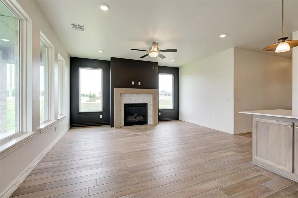 Photo 10 — 7713 Wilshire Woods Drive, Yukon, OK 73099