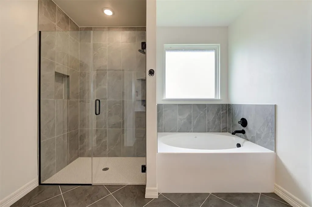 Photo 25 — 7713 Wilshire Woods Drive, Yukon, OK 73099