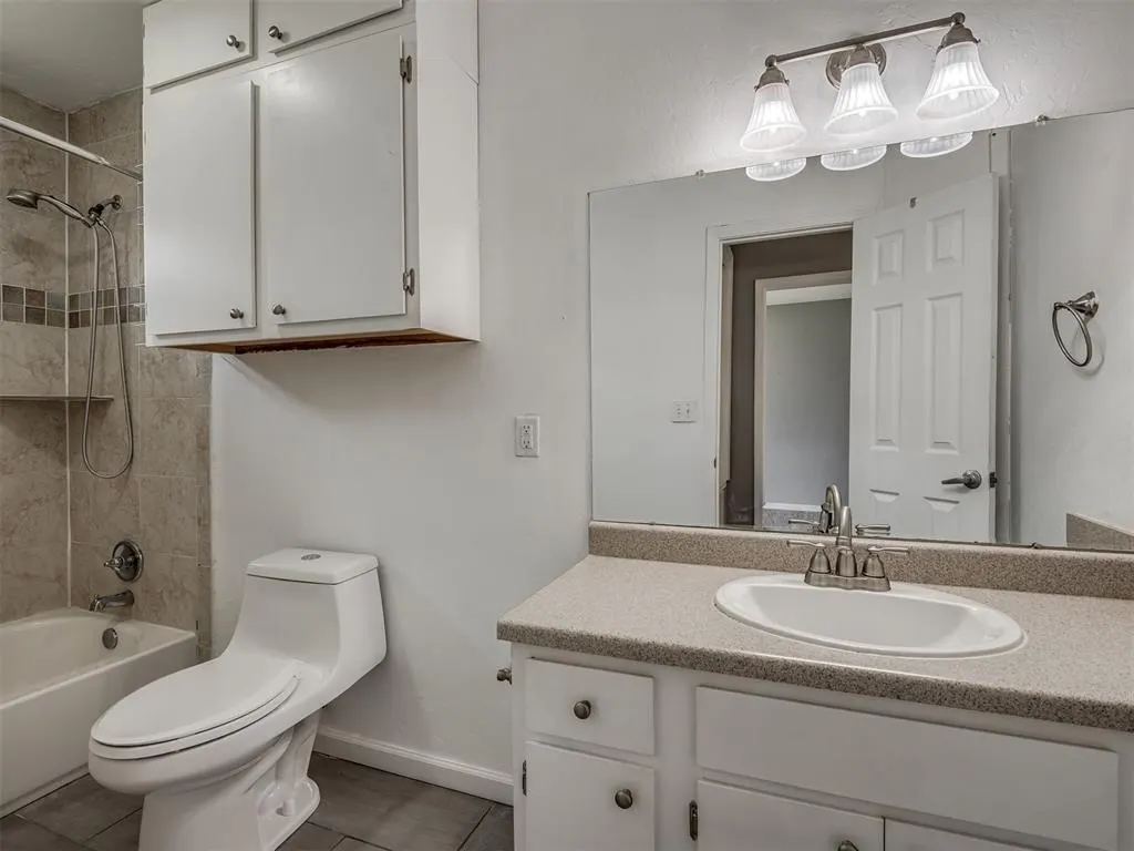 Photo 26 — 3910 Lawn Drive, Oklahoma City, OK 73115