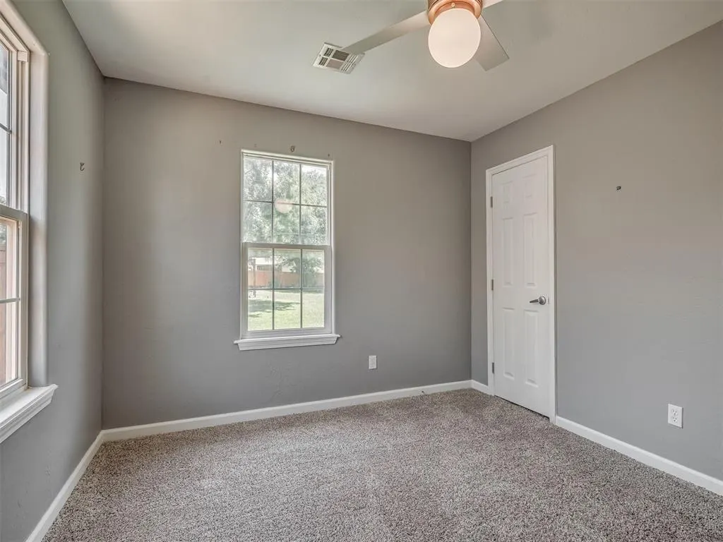 Photo 31 — 3910 Lawn Drive, Oklahoma City, OK 73115