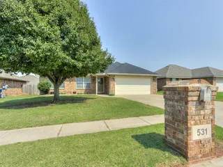Sold home at 531 E Juniper Lane