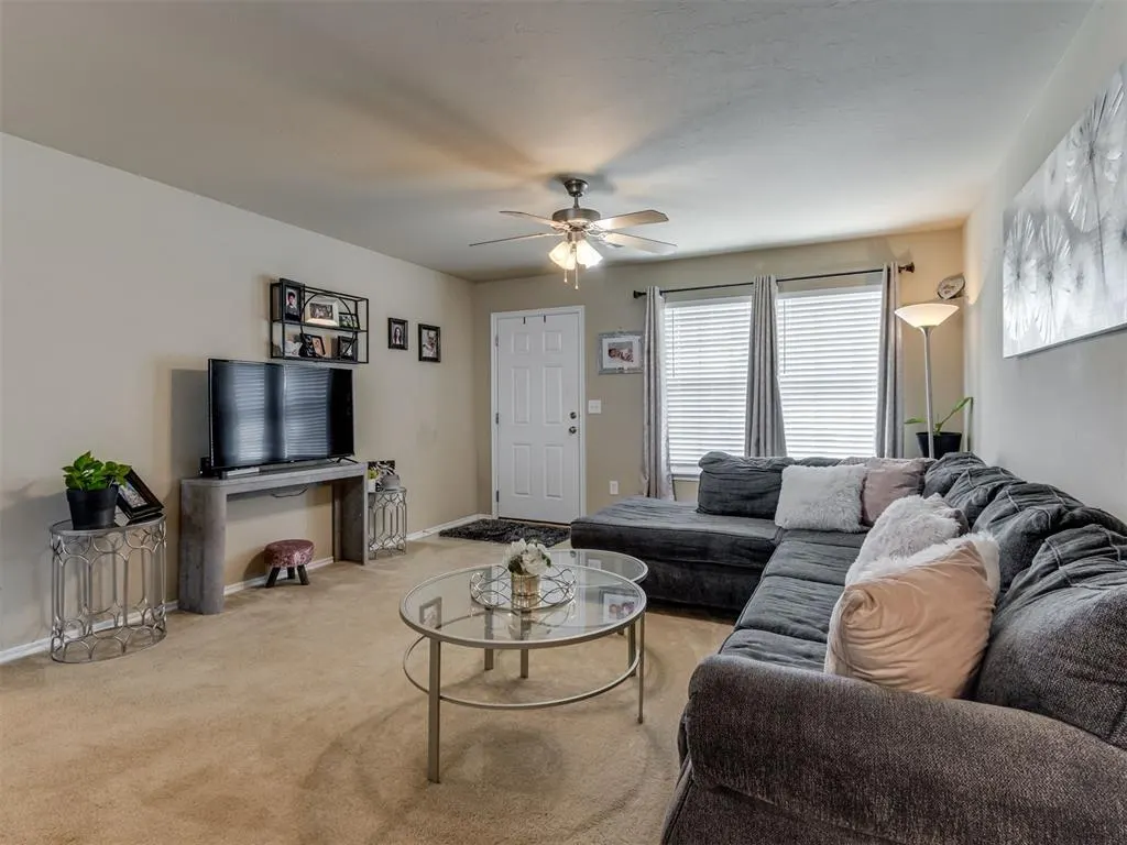 Photo 5 — 531 E Juniper Lane, Mustang, OK 73064