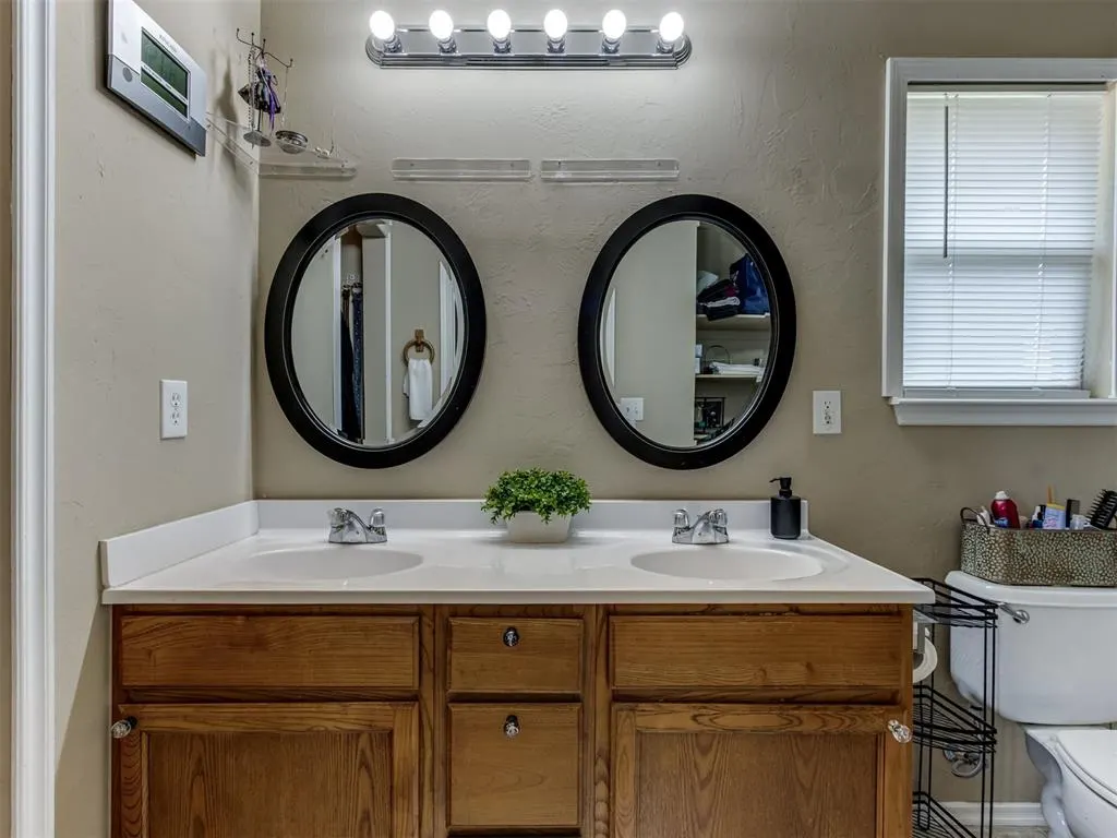 Photo 17 — 531 E Juniper Lane, Mustang, OK 73064
