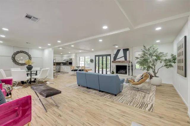 Photo 6 — 6612 Edgewater Drive, Oklahoma City, OK 73116