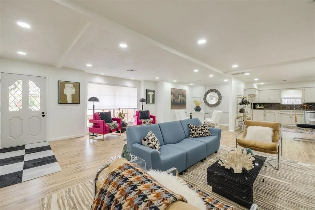 Photo 9 — 6612 Edgewater Drive, Oklahoma City, OK 73116