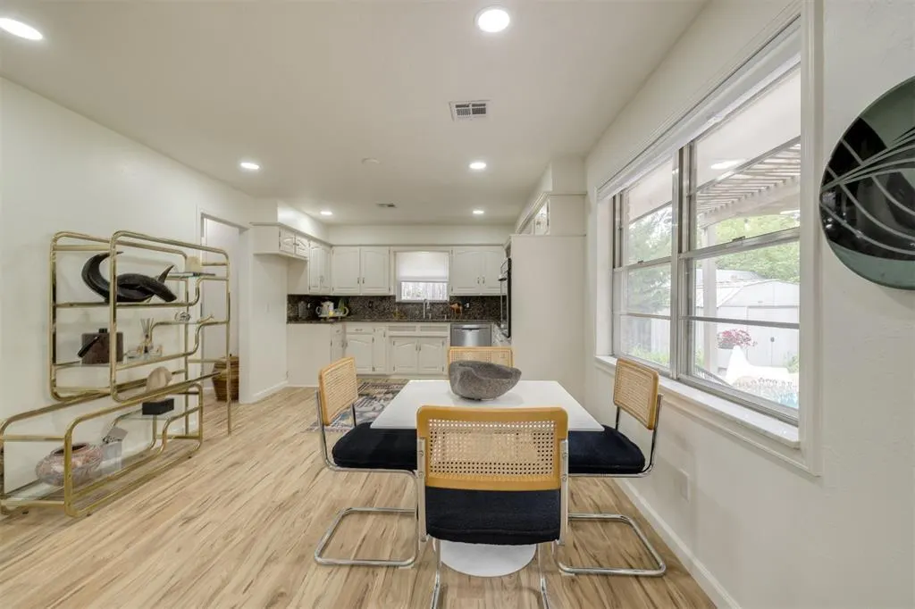 Photo 15 — 6612 Edgewater Drive, Oklahoma City, OK 73116