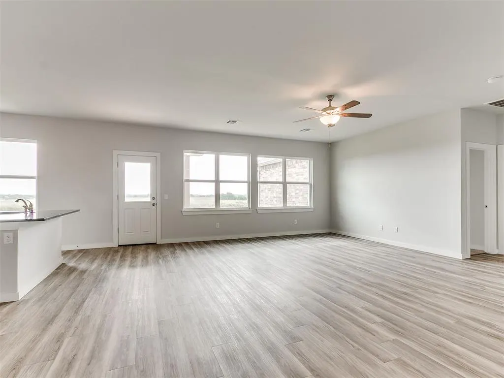 Photo 6 — 3490 Manning Farms Boulevard, El Reno, OK 73036