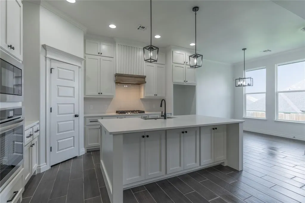 Photo 13 — 9345 SW 42nd Street, Oklahoma City, OK 73179