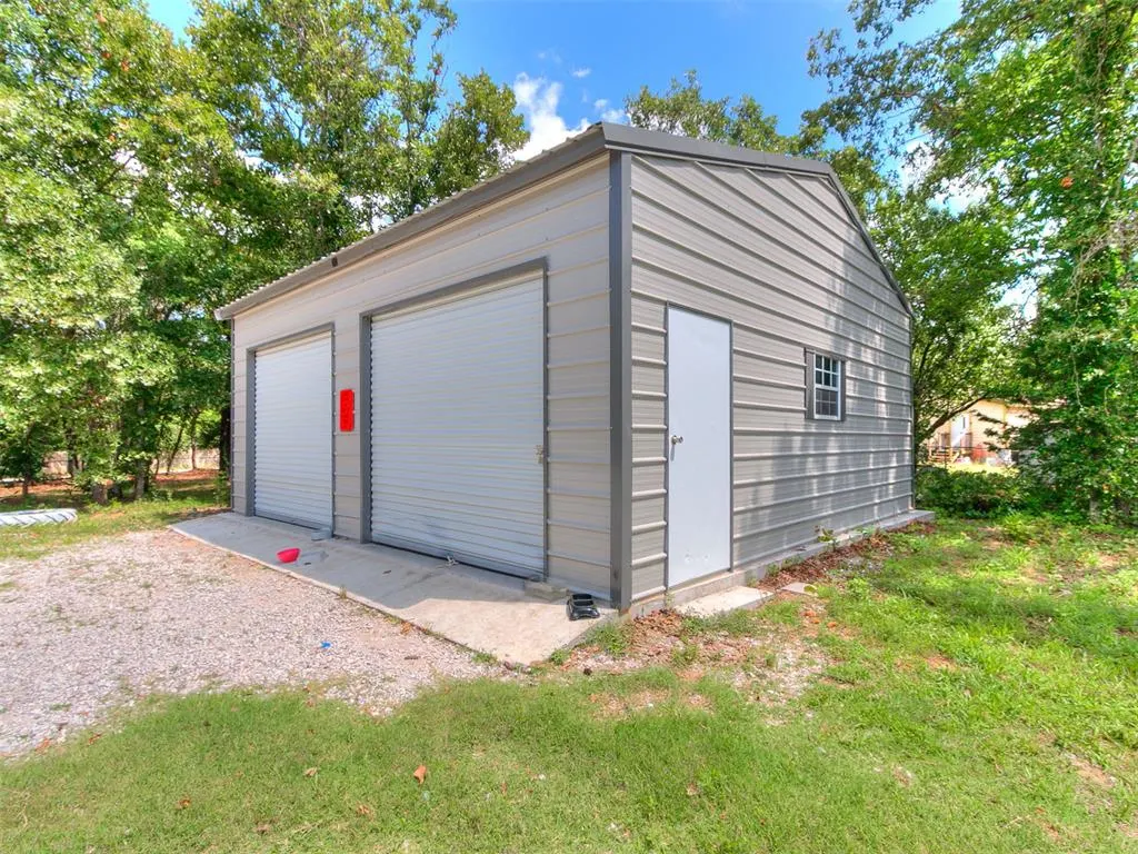 Photo 5 — 2010 SE 136th Avenue, Norman, OK 73026
