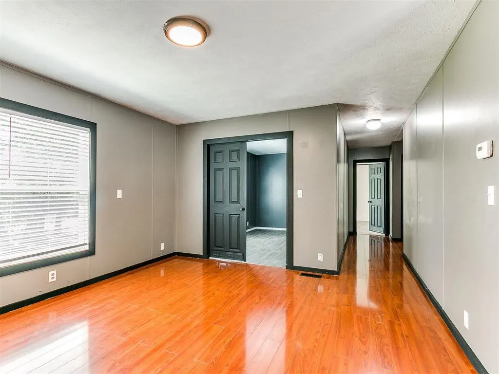 Photo 18 — 2010 SE 136th Avenue, Norman, OK 73026