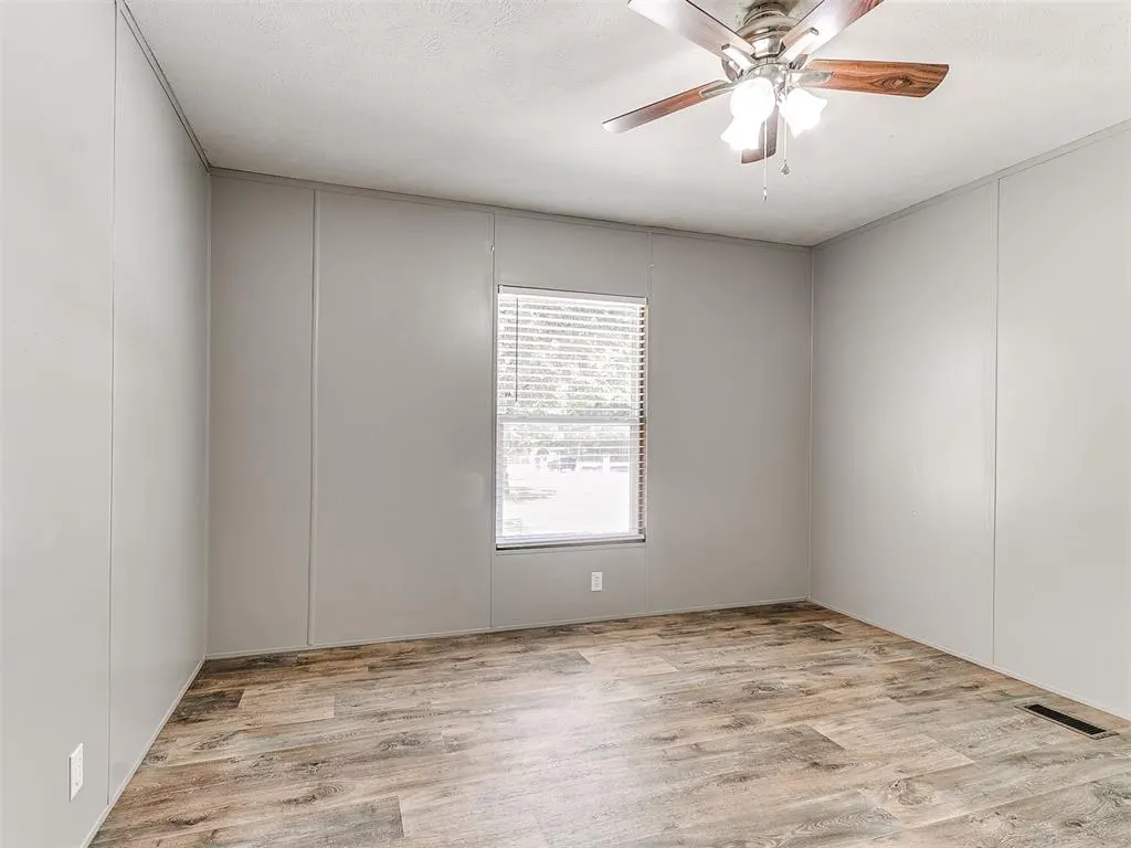 Photo 24 — 2010 SE 136th Avenue, Norman, OK 73026