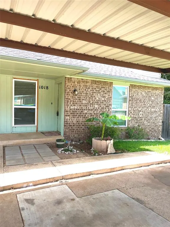 Front exterior — 1018 Acacia Circle, Noble, OK 73068